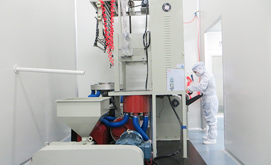 Dust-free proofing and film blowing workshop Dust-free proofing and film blowing workshop